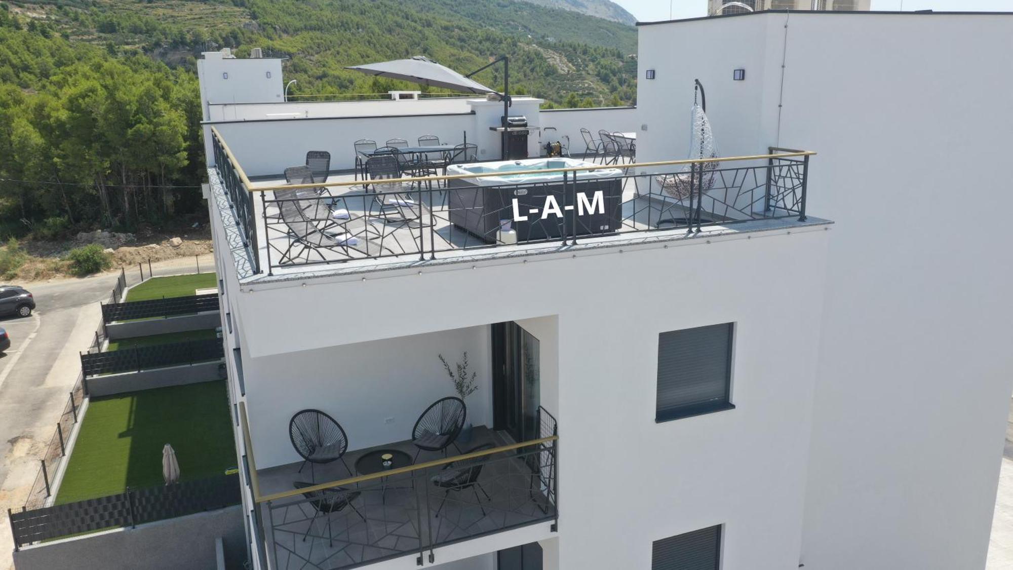 Apartments L-A-M Podstrana Exterior photo